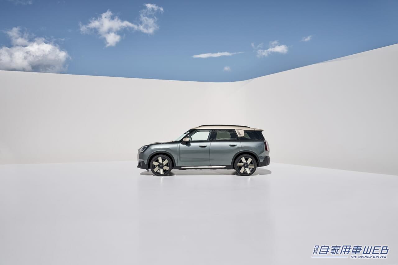 |新型MINI Countrymanに強力なバッテリーを搭載した電動モデルが2種類追加