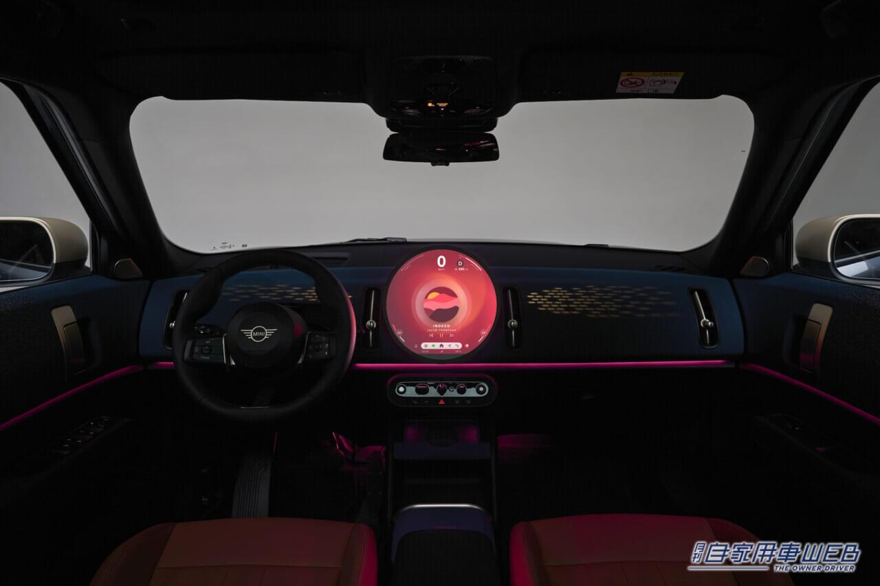 |新型MINI Countrymanに強力なバッテリーを搭載した電動モデルが2種類追加