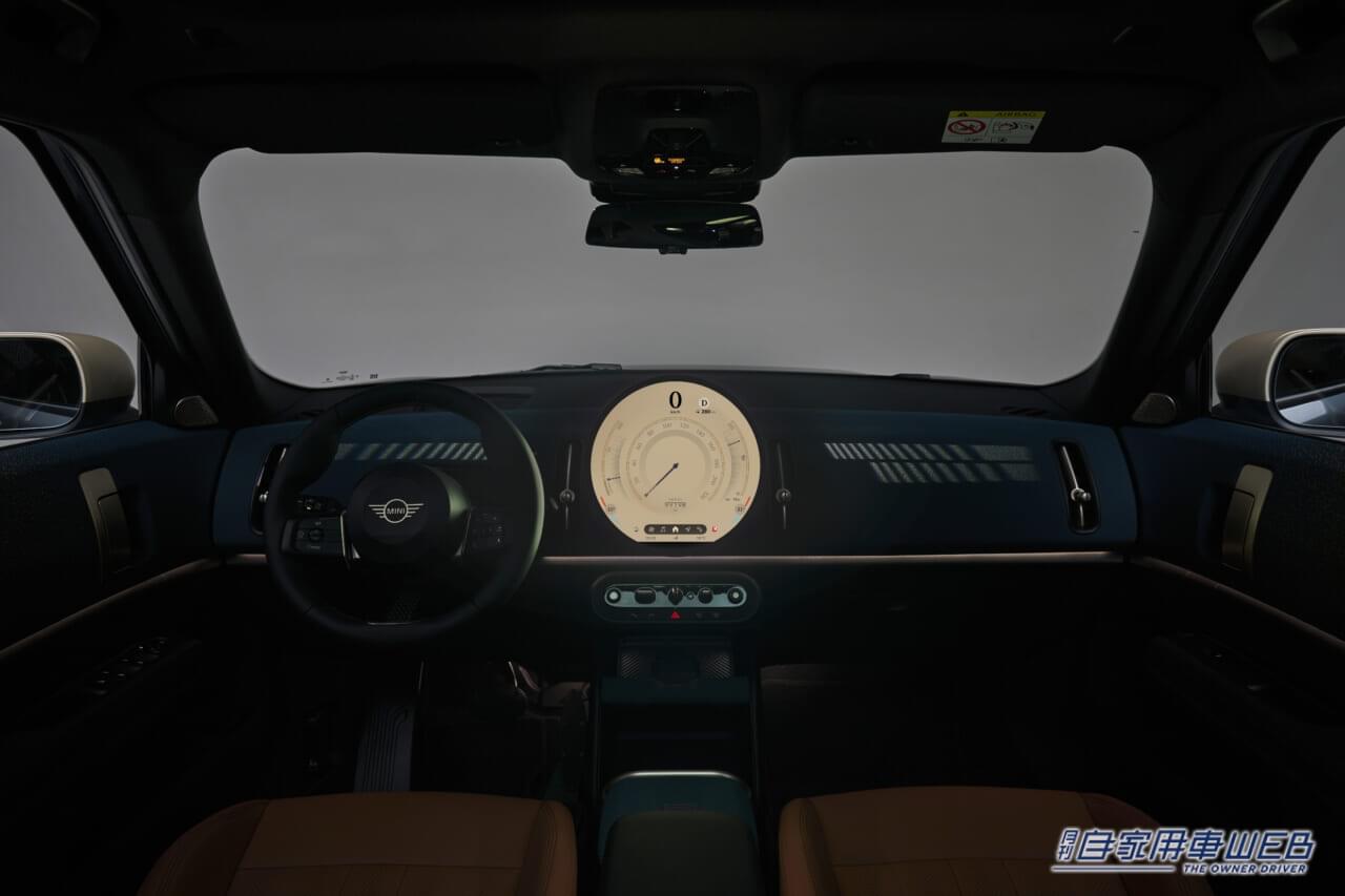 |新型MINI Countrymanに強力なバッテリーを搭載した電動モデルが2種類追加