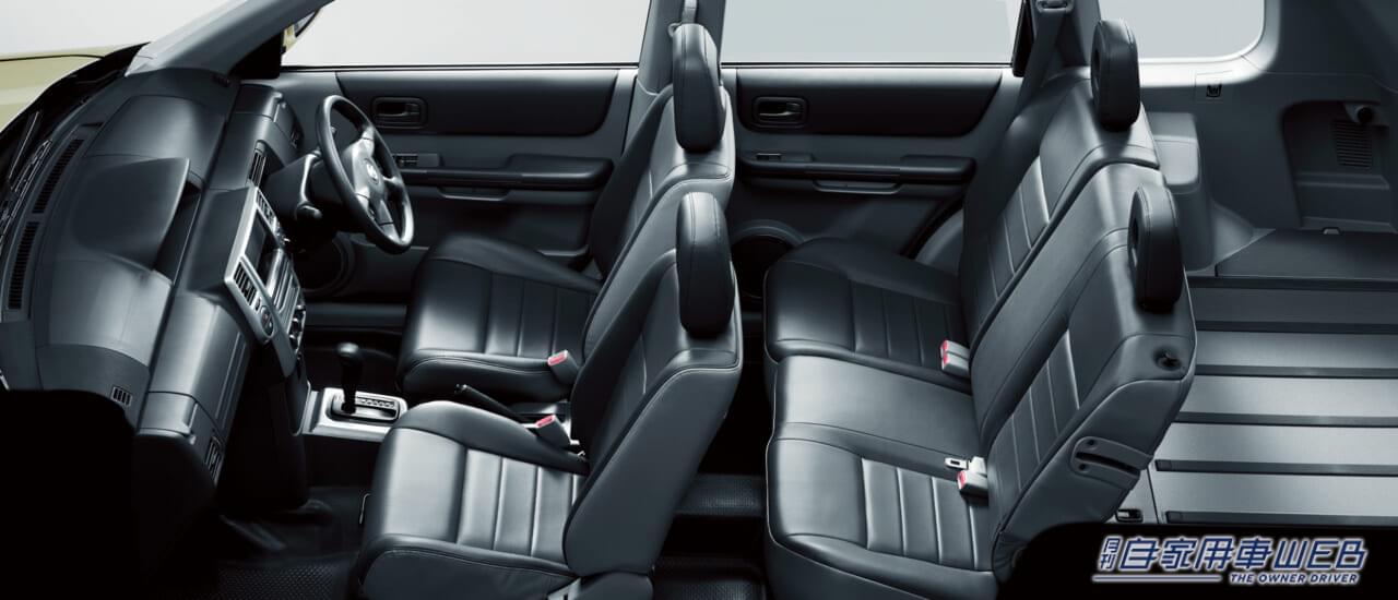 |レトロ見た目とクラシカルな車内の雰囲気が良い感じ! 日産エクストレイルがベースのキャンパー