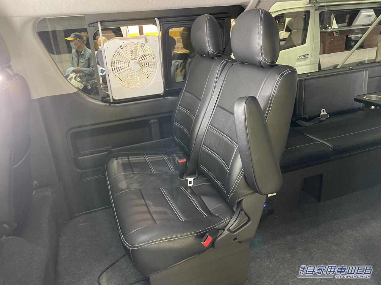 |レトロな見た目にスタイリッシュな車内が魅力! トヨタ ハイエースがベースのキャンパー