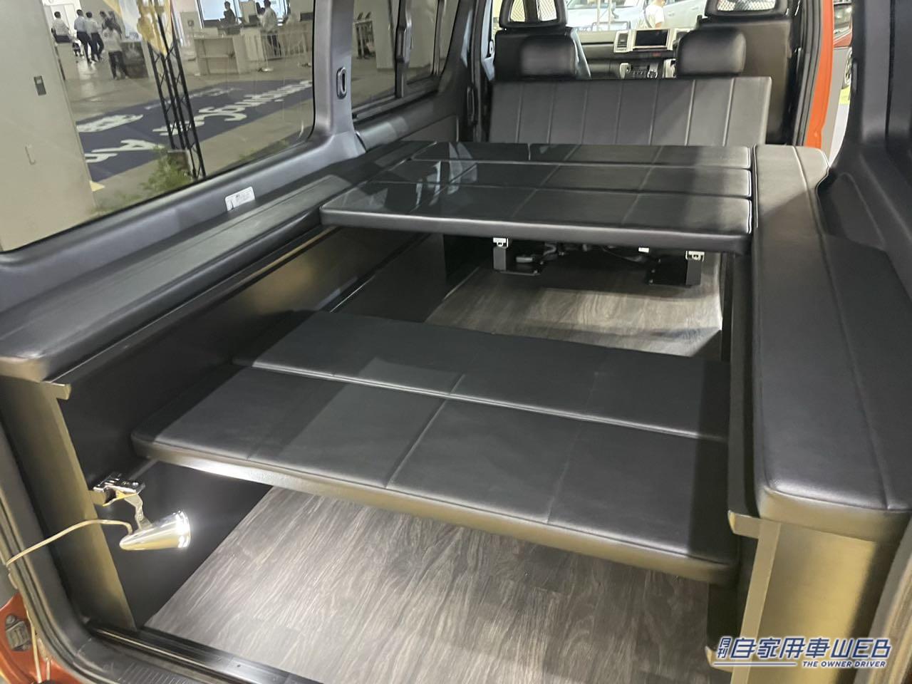 |ダークオレンジのボディが最高にカッコいい! シンプル装備で使いやすいトヨタ ハイエースがベースのキャンパー