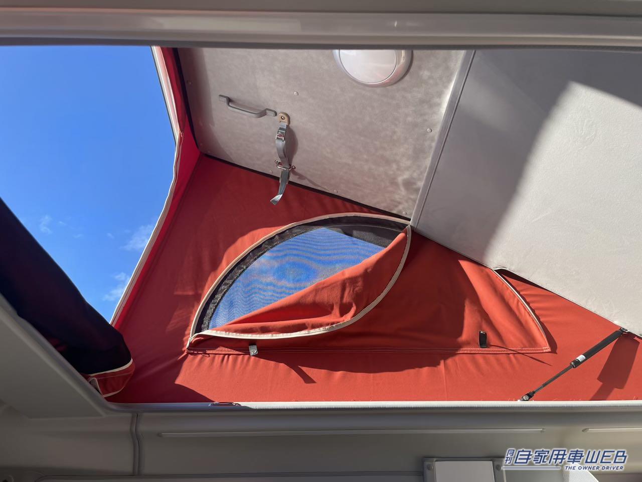 |フラットスペースを最大限に活用したトヨタ ハイエースがベースのキャンパー