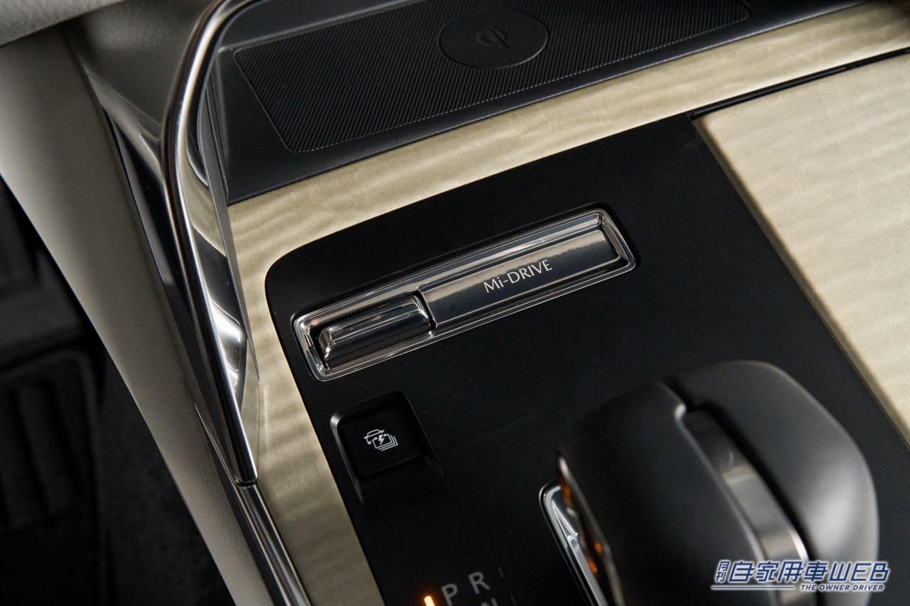 |マツダ、欧州で3列シートSUV「CX-80」を初公開