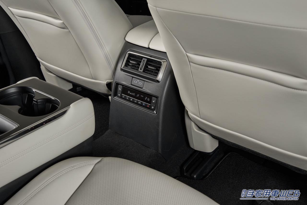 |マツダ、欧州で3列シートSUV「CX-80」を初公開