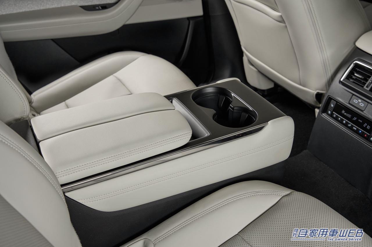 |マツダ、欧州で3列シートSUV「CX-80」を初公開