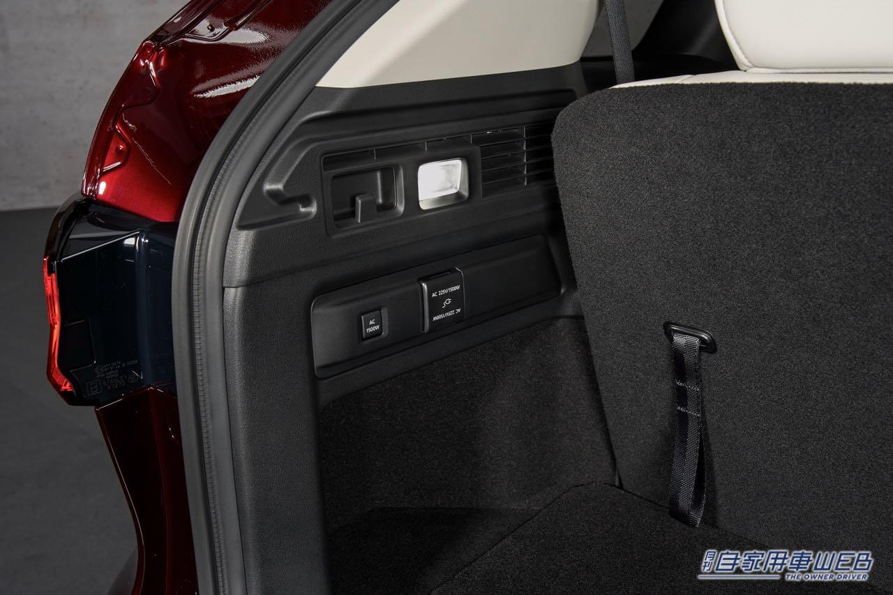 |マツダ、欧州で3列シートSUV「CX-80」を初公開