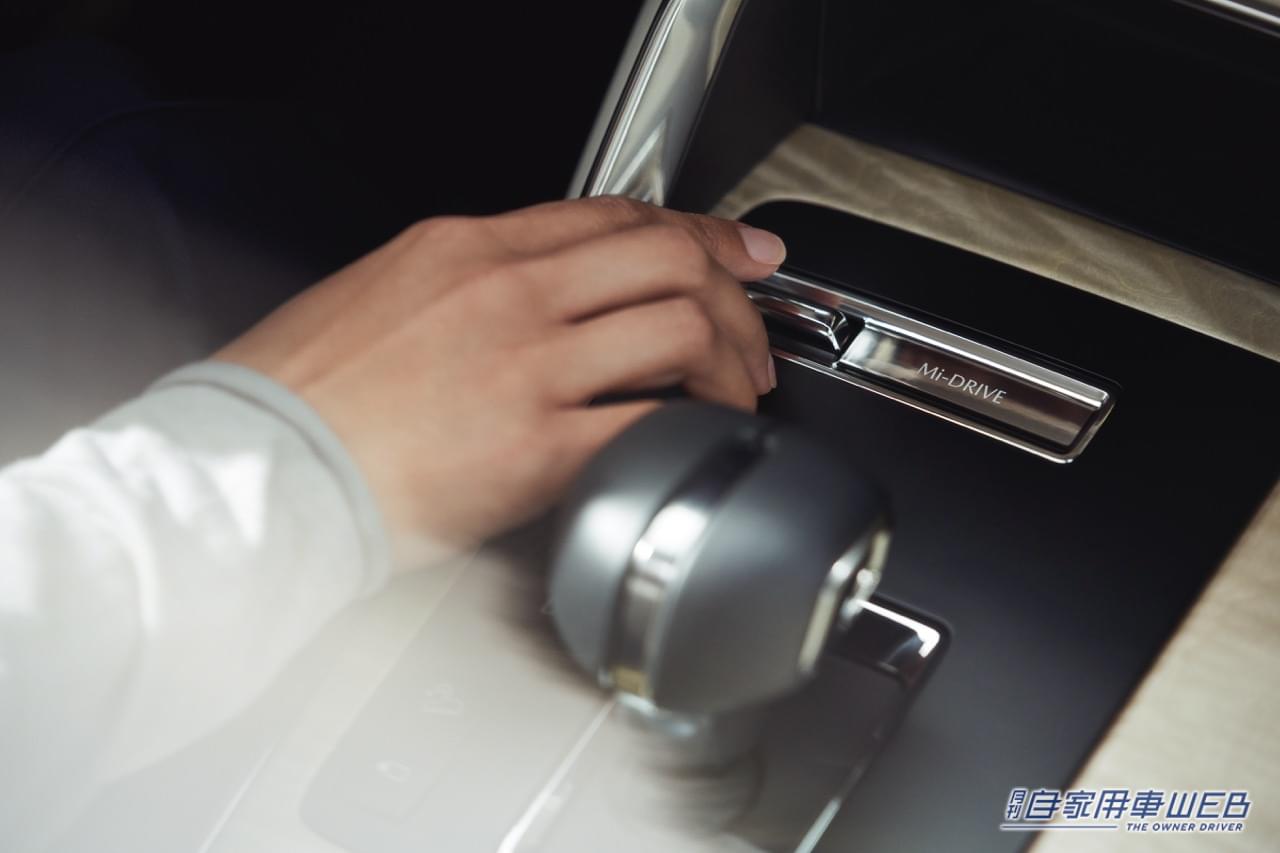 |マツダ、欧州で3列シートSUV「CX-80」を初公開