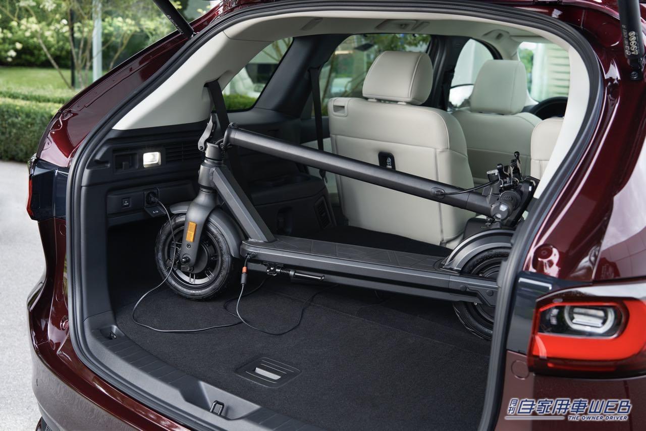 |マツダ、欧州で3列シートSUV「CX-80」を初公開