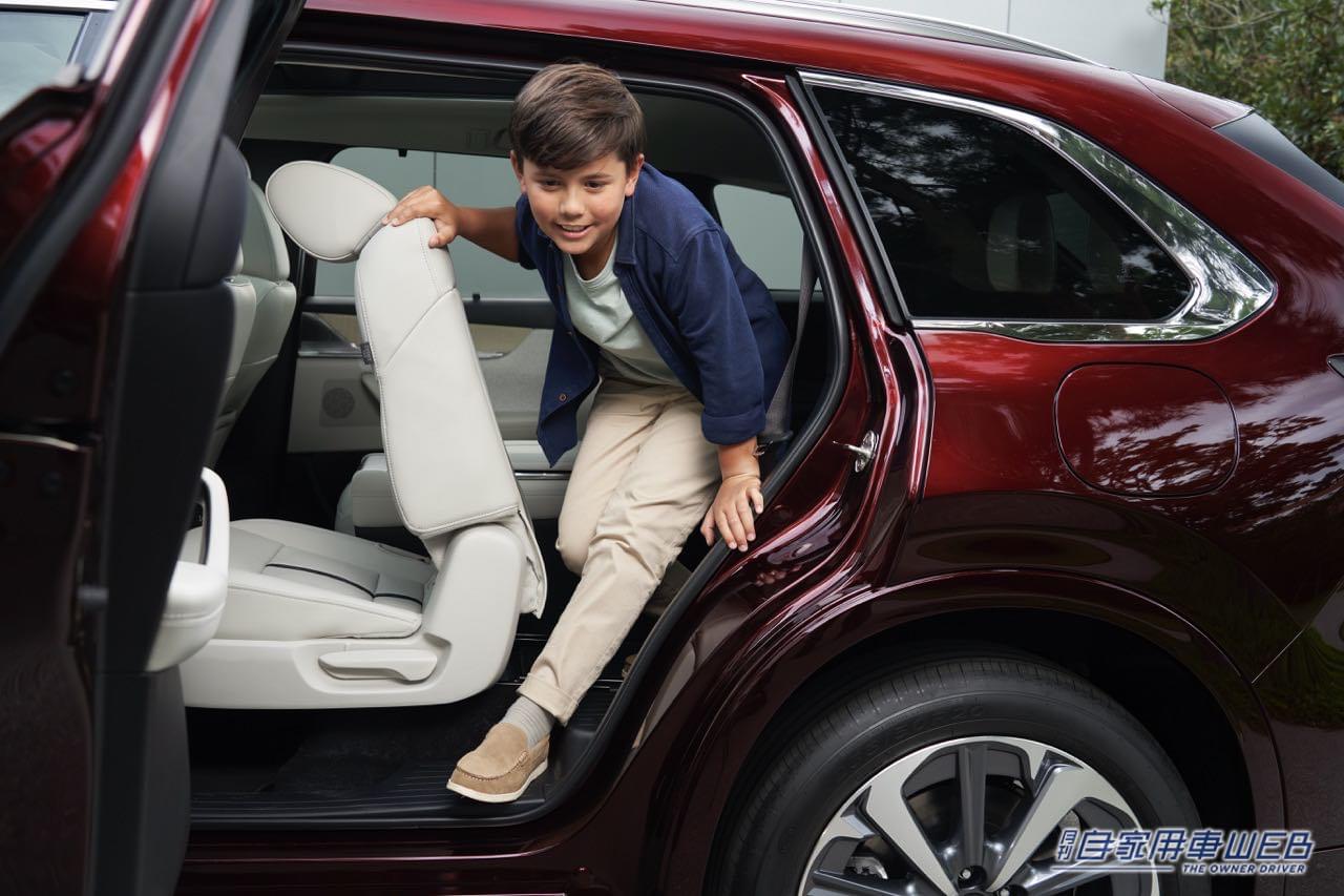 |マツダ、欧州で3列シートSUV「CX-80」を初公開