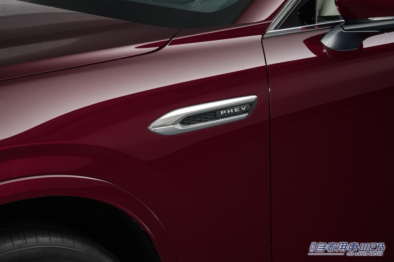 |マツダ、欧州で3列シートSUV「CX-80」を初公開