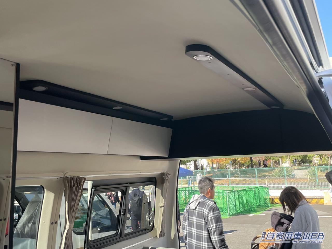 |これはフラットスペースが広くて最高だ! トヨタ ハイエースがベースのキャンパー