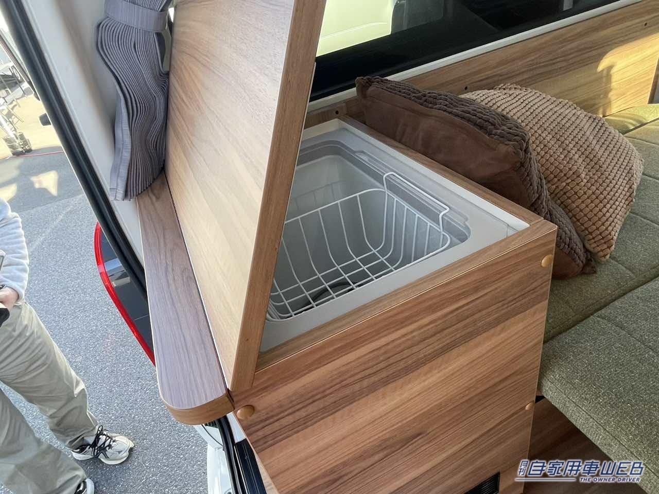 |適材適所の配置で使いやすい! トヨタ ハイエースがベースのキャンパー