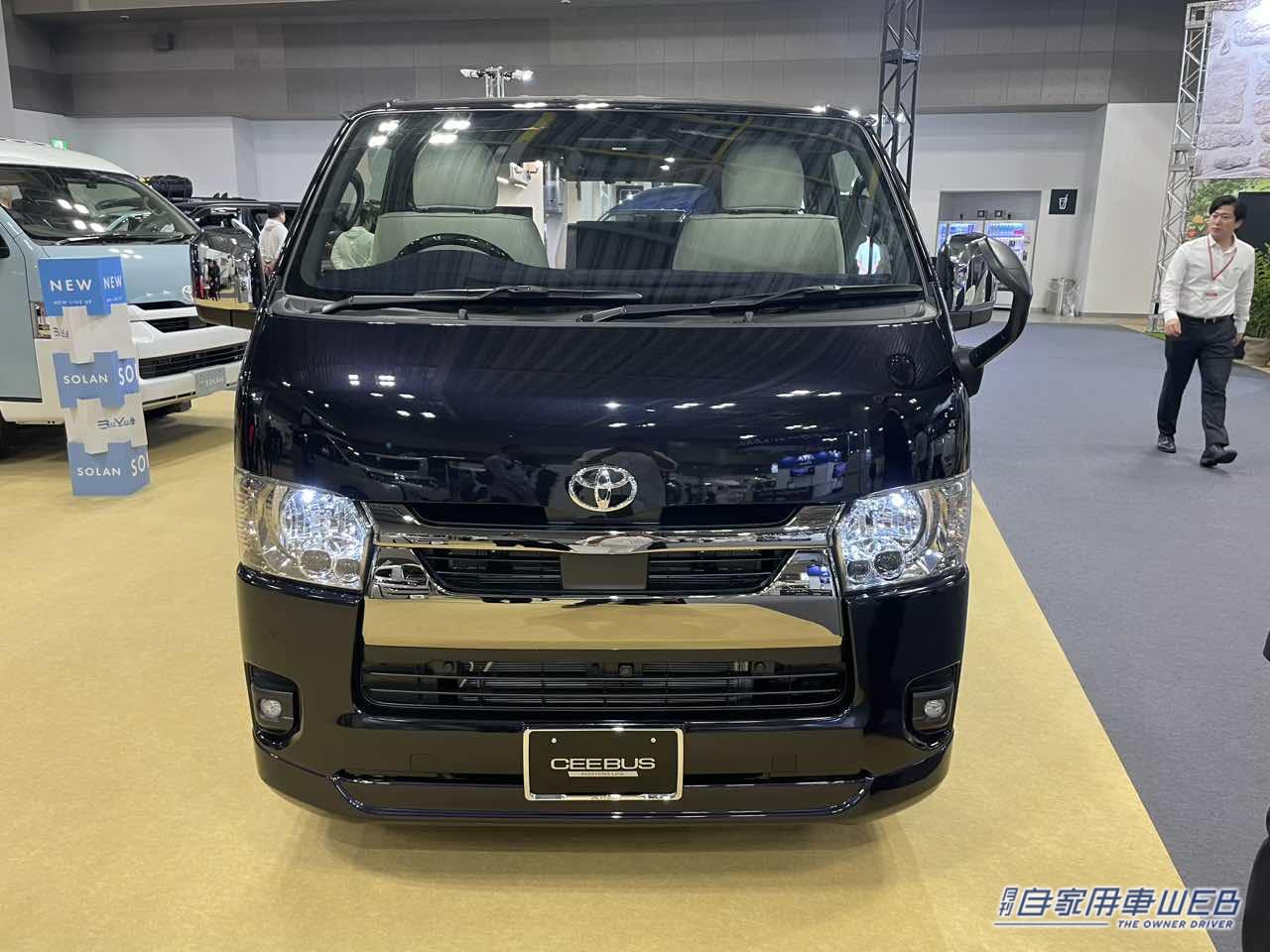 |広い常設ベッドがモダンなホテルのよう! トヨタ ハイエースがベースのキャンパー