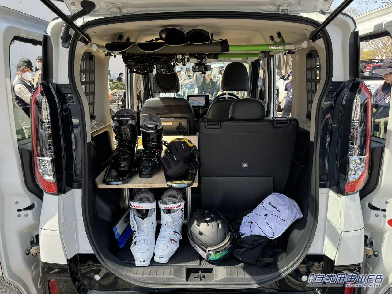 |新型トライトンもこんな体勢に! 大注目だった三菱ブース【アウトドアデイジャパン東京】