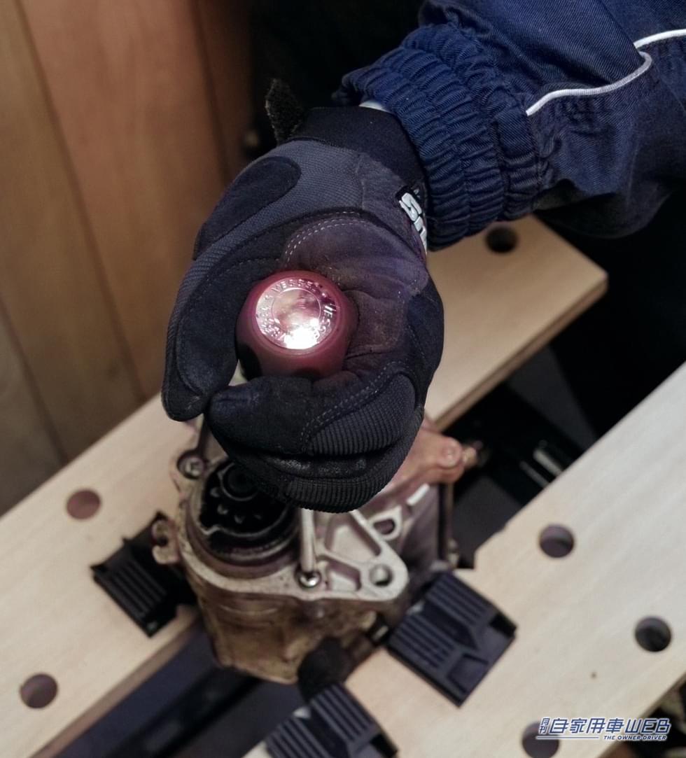 |「やっちゃった…」ナメたネジどうやって外す?簡単な裏ワザ「マジ助かる」「絶望してた」