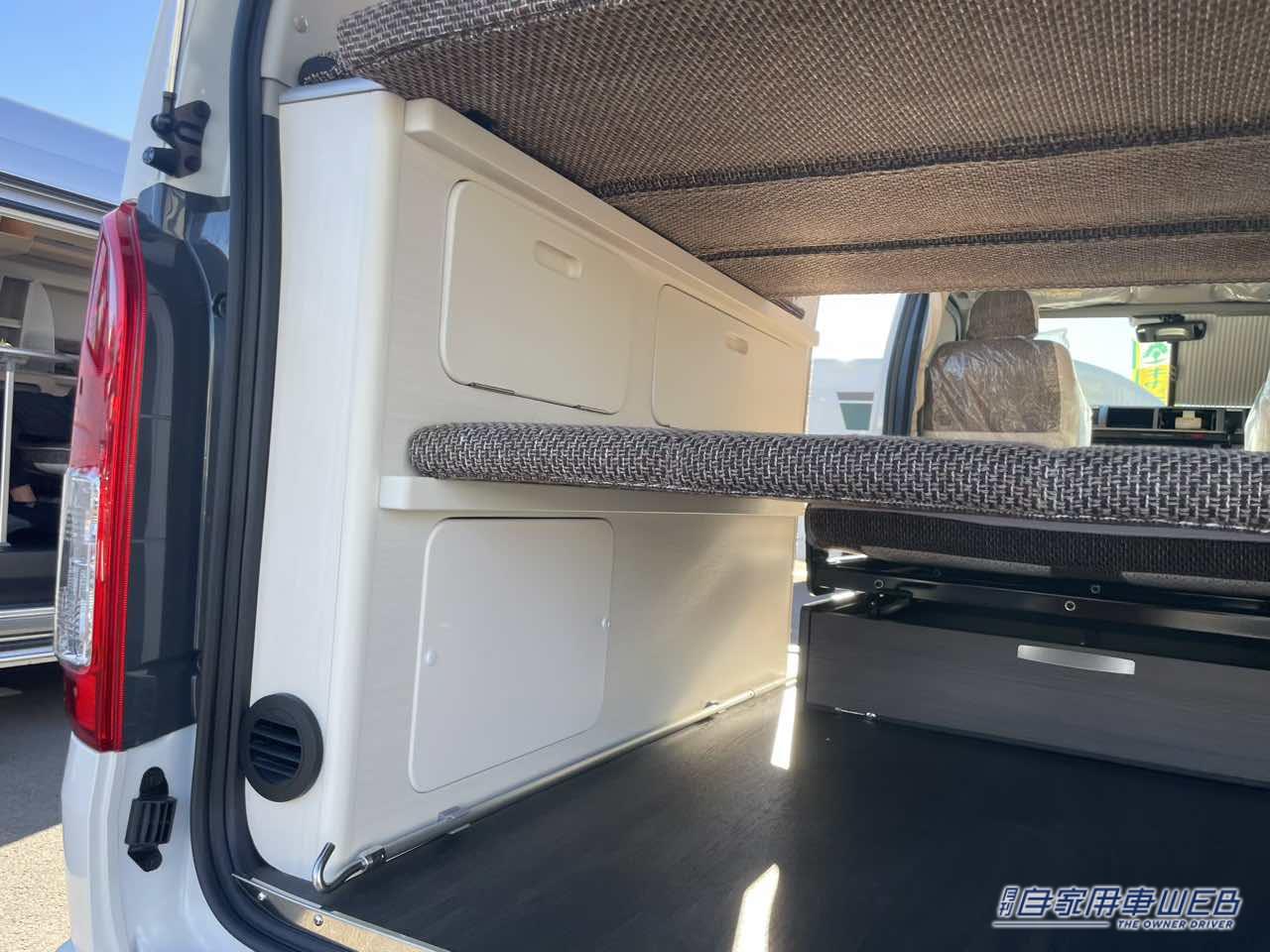 |フラットスペースを最大限に活用したトヨタ ハイエースがベースのキャンパー