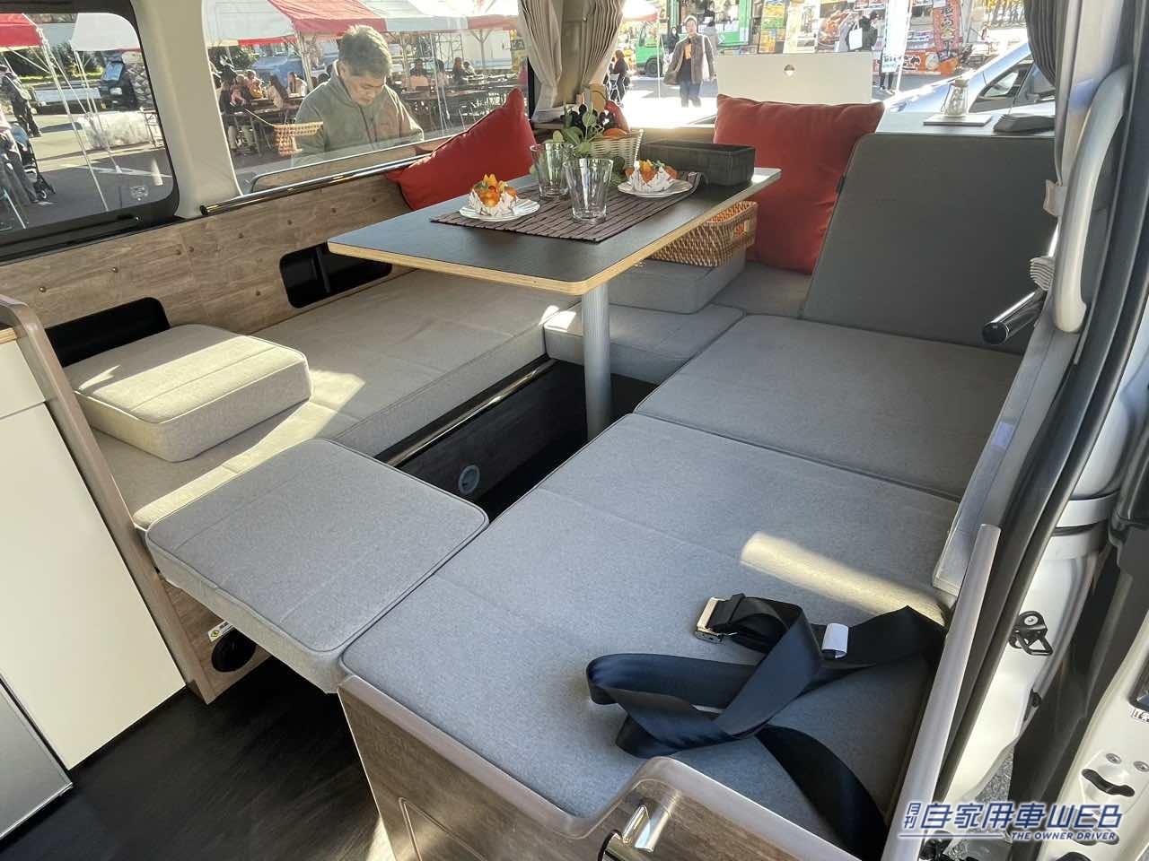 |ウォークスルーと広々シートが便利で快適! トヨタ ハイエースがベースのキャンパー