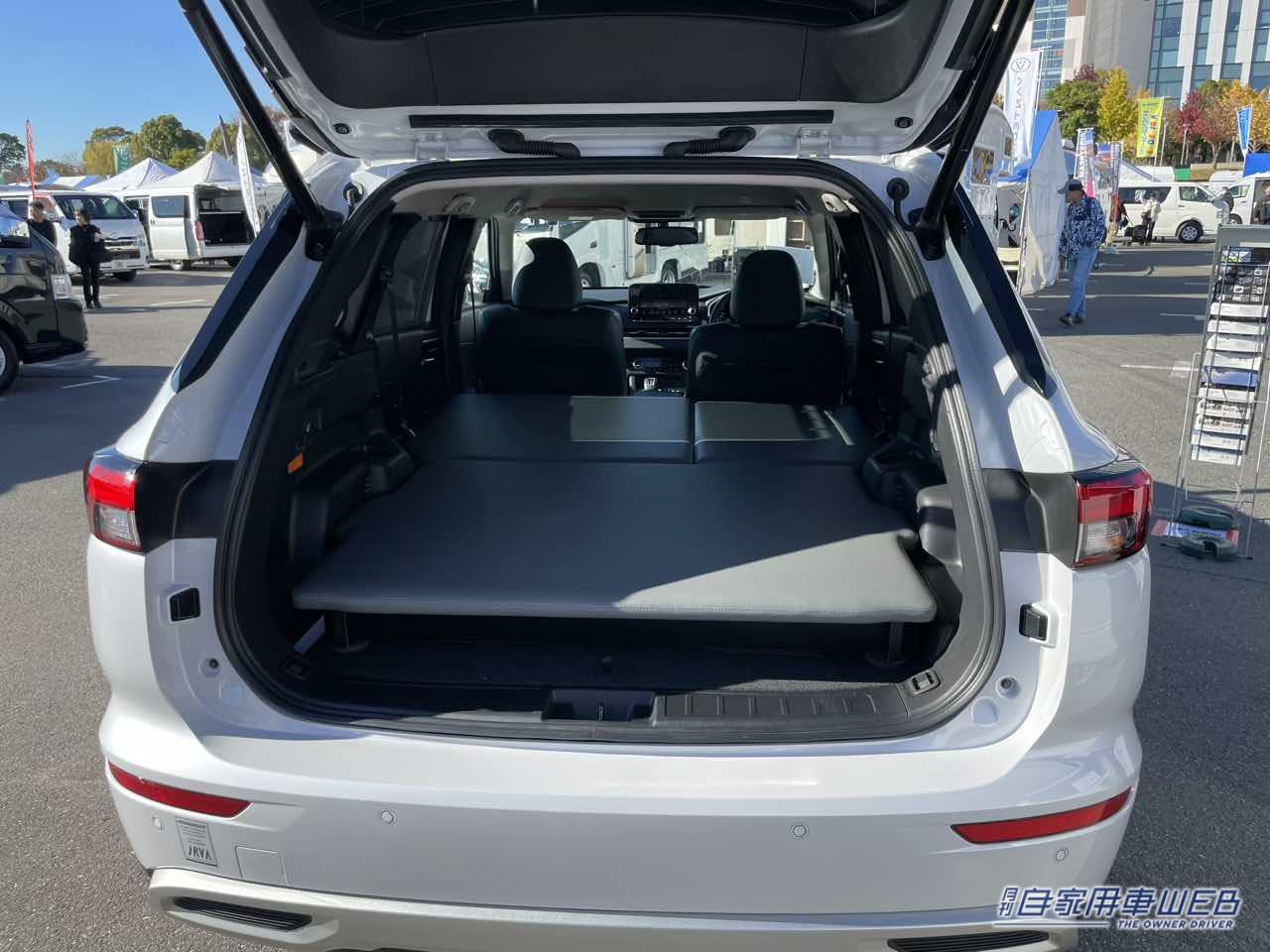 |「使わない理由がない」「この装備、とっても嬉しい」あらゆるシーンに対応する。絶対に「あって良かった」と思える3WAY装備。