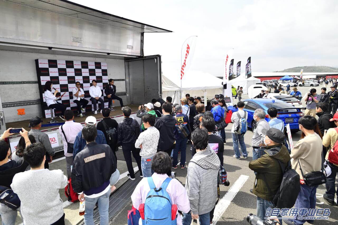 |ホンダアクセス、シビック(FL1/FL4)の試作テールゲートスポイラーを初お披露目