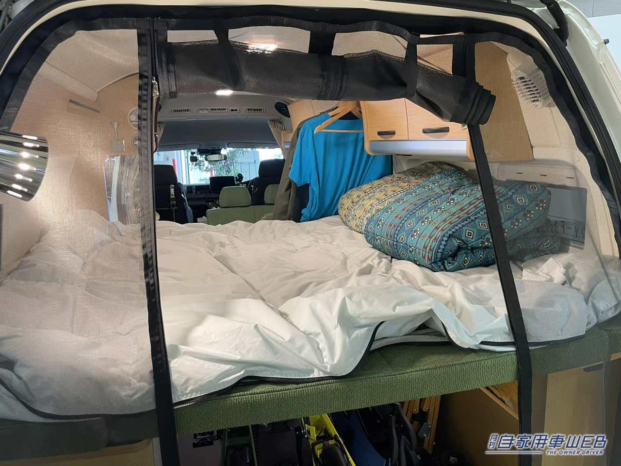 |ベッドが常設で自転車まで積める! 広さも収納力もピカイチなトヨタ ハイエースがベースのキャンパー