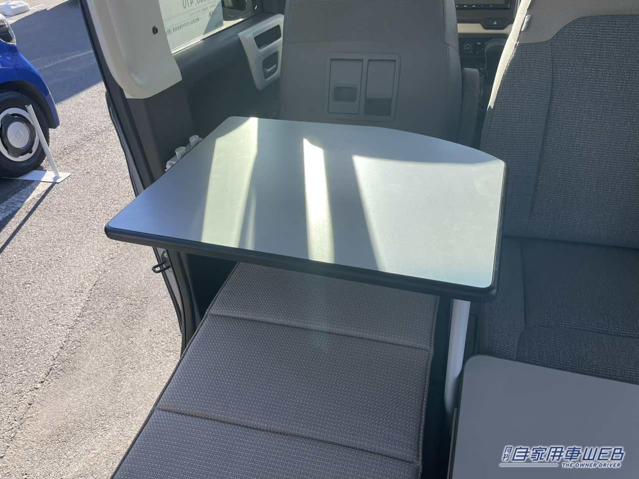 |コンパクトでも4人寝られる! ポップアップルーフも最長188センチに! ホンダ N-BOXがベースの軽キャンパー