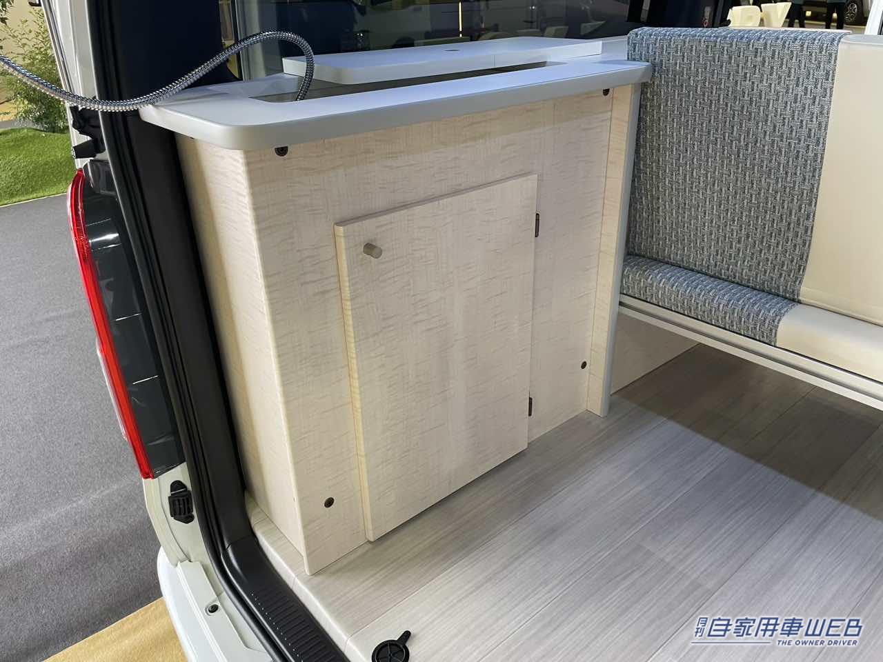 |車外でシャワーが使えて荷室も広い! トヨタ ハイエースがベースのキャンパー