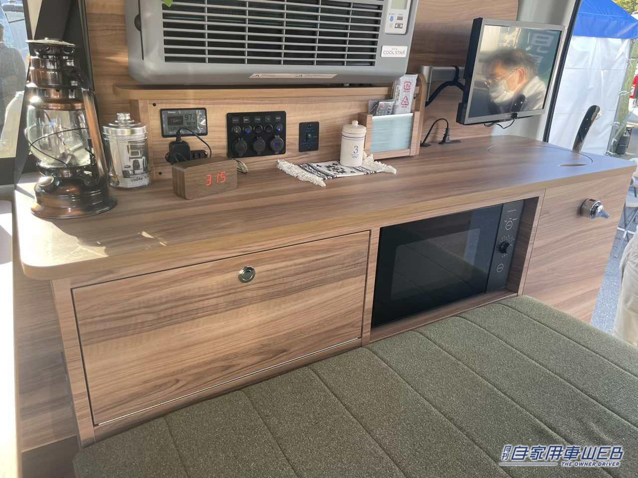 |適材適所の配置で使いやすい! トヨタ ハイエースがベースのキャンパー