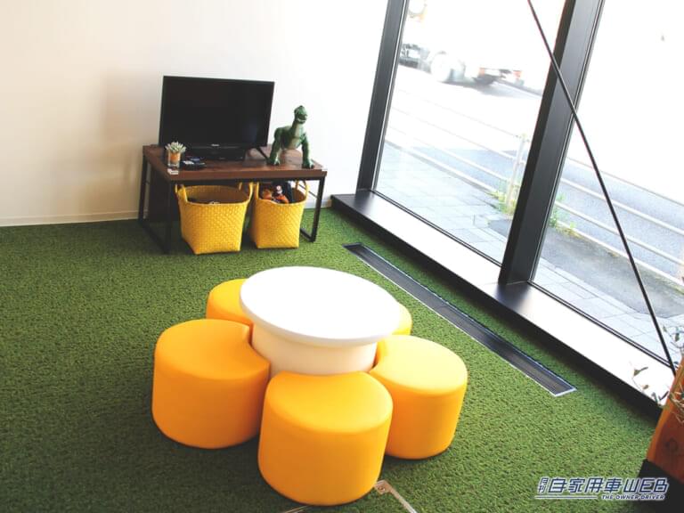 ユーロトイ相模原のキッズスペース|日本初上陸の高級モーターホームも! トイファクトリーが輸入キャンピングカー専門店「ユーロトイ相模原」をオープン