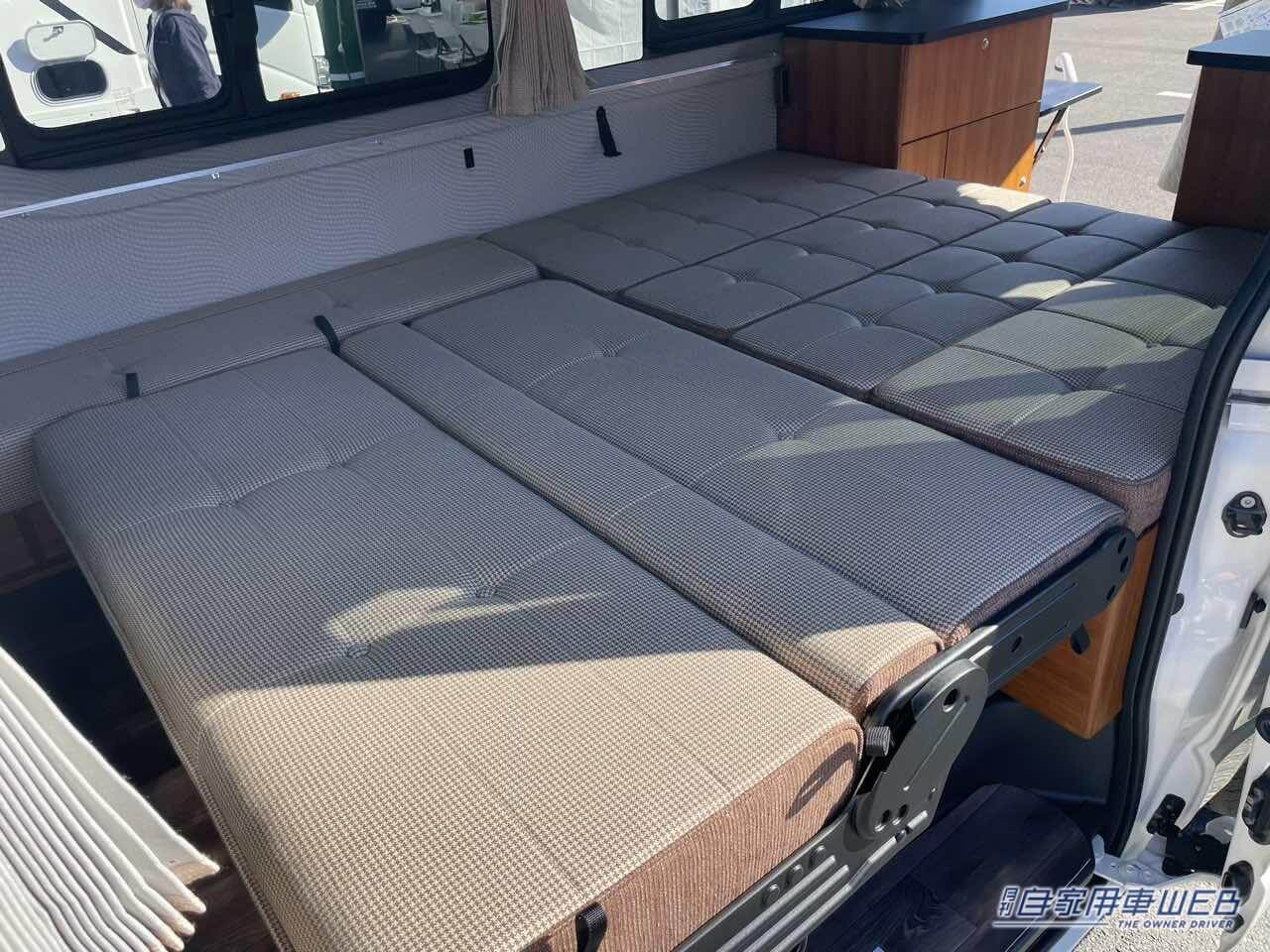 |二段になったフラットスペースが便利で快適! トヨタ ハイエースがベースのキャンパー