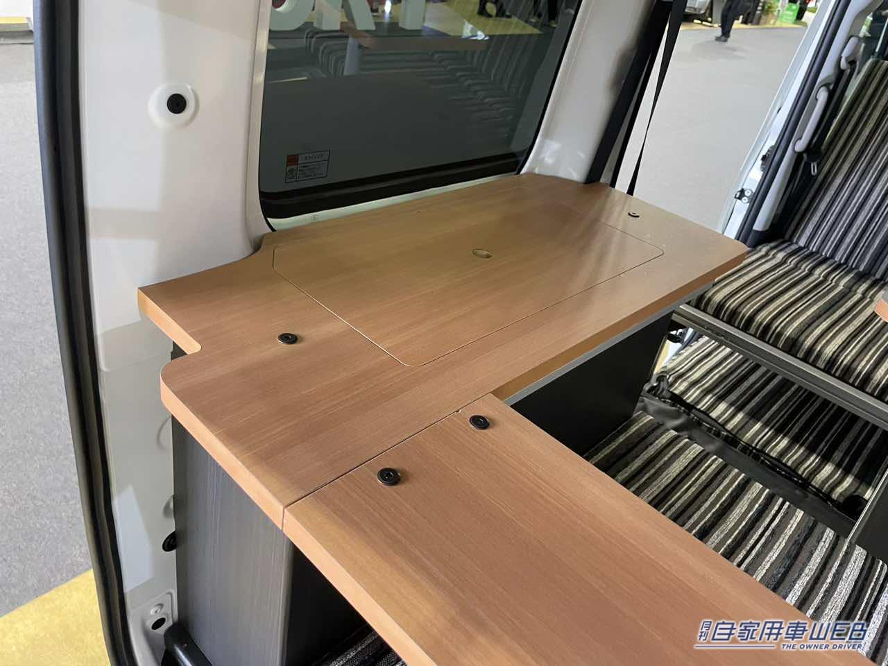 |「もはや住める」「とんでもない軽…」シンプルおしゃれボディなトヨタ・ピクシスバンがベースの軽キャンパー