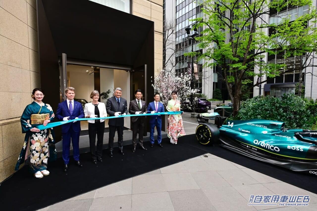 |アストンマーティンが「ザ・ペニンシュラ東京」にランドマーク・ショールームをオープン