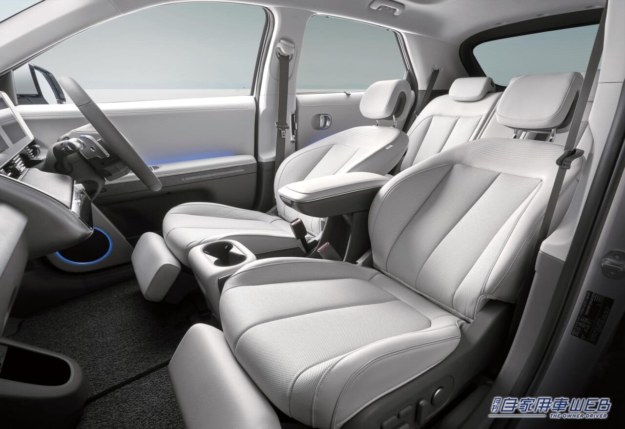 |無重力をコンセプトのシートに投影型ディスプレイがまるで近未来! 代官山 蔦屋書店 SHARE LOUNGEでHyundai Spaceが体感できる!