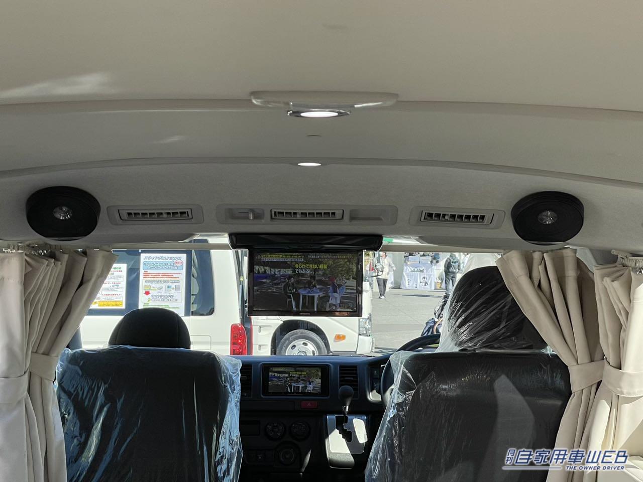 |しっかり機能でもシンプルで使いやすい! トヨタ ハイエースがベースのキャンパー