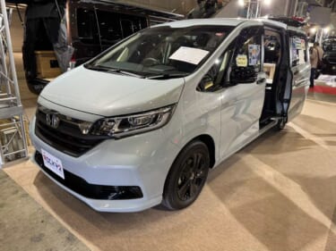 キャンピングカーも運転しやすい方がいい! 街乗りでもアウトドアでも快適なホンダ フリードがベースのキャンパー
