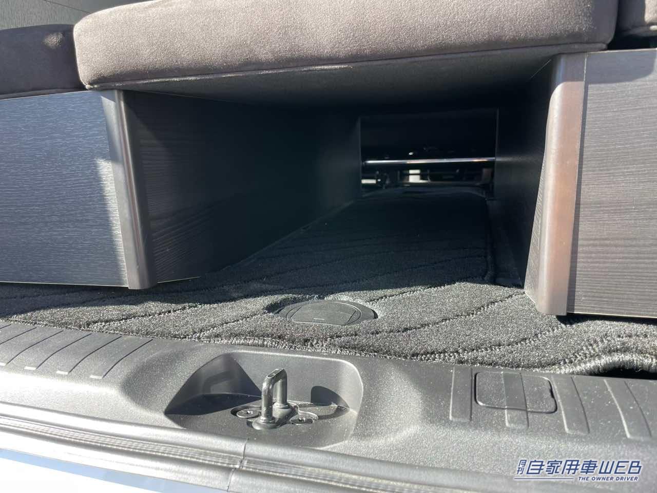 |シンプルでワイルドな一台を求める人へ! カッコよくてオフロードに強い三菱 デリカD:5がベースのキャンパー