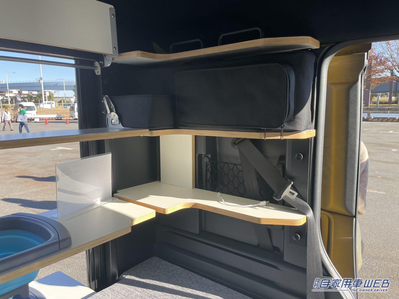 |ピラーレス構造でサイドも広々! 車中泊も快適なホンダN-VANがベースの軽キャンパー