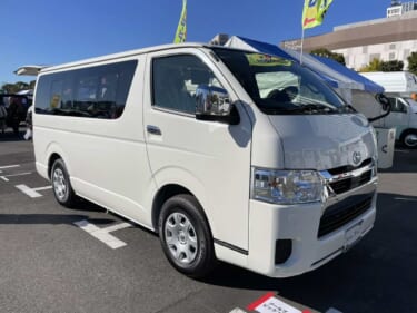 しっかり機能でもシンプルで使いやすい! トヨタ ハイエースがベースのキャンパー