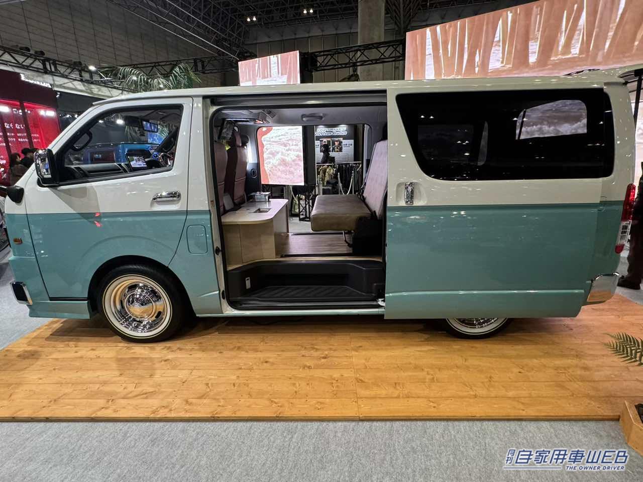 |米西海岸の雰囲気満点! 爽やかで個性的なトヨタ ハイエースがベースのキャンパー