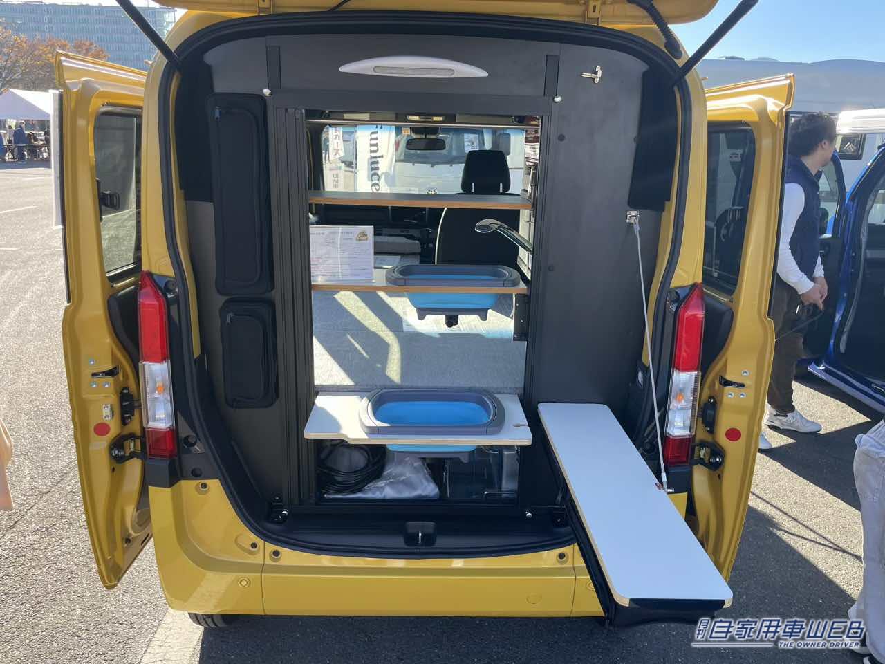 |ピラーレス構造でサイドも広々! 車中泊も快適なホンダN-VANがベースの軽キャンパー