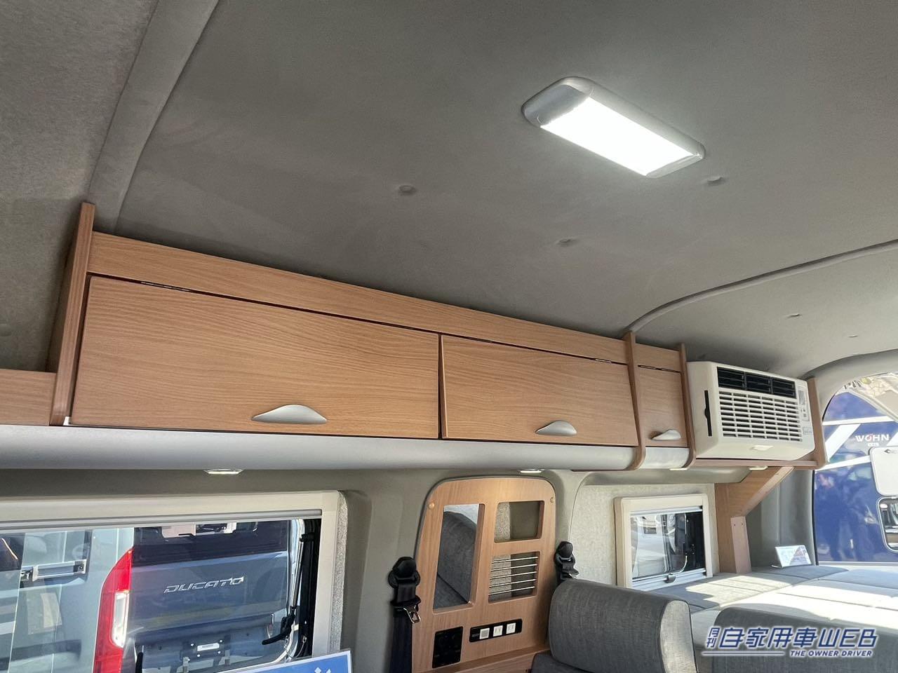 |広々車内でバッチリ収納! レイアウト変更なしでも快適なトヨタ ハイエースがベースのキャンパー