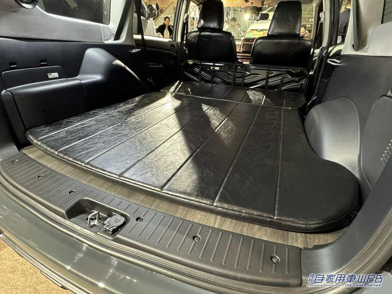 |これは街乗りでも最高にカッコいい! フラットスペースが使いやすいトヨタ プロボックスがベースのキャンパー