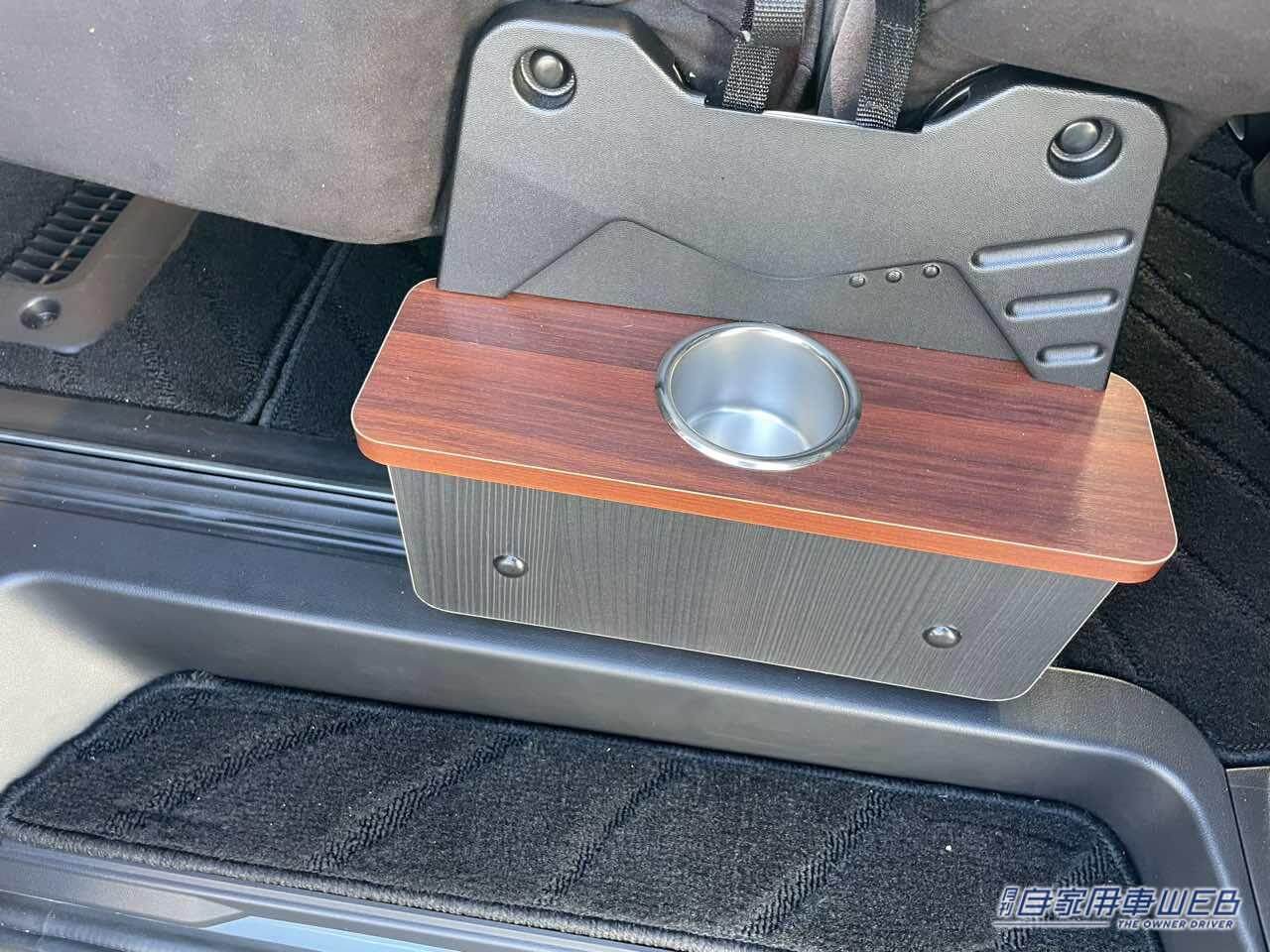 |シンプルでワイルドな一台を求める人へ! カッコよくてオフロードに強い三菱 デリカD:5がベースのキャンパー