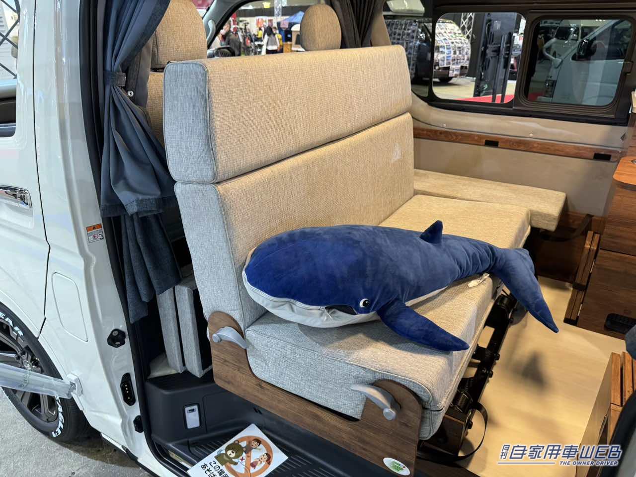 |使いやすさ抜群のインテリアと快適シートが最高! トヨタ ハイエースがベースのキャンパー