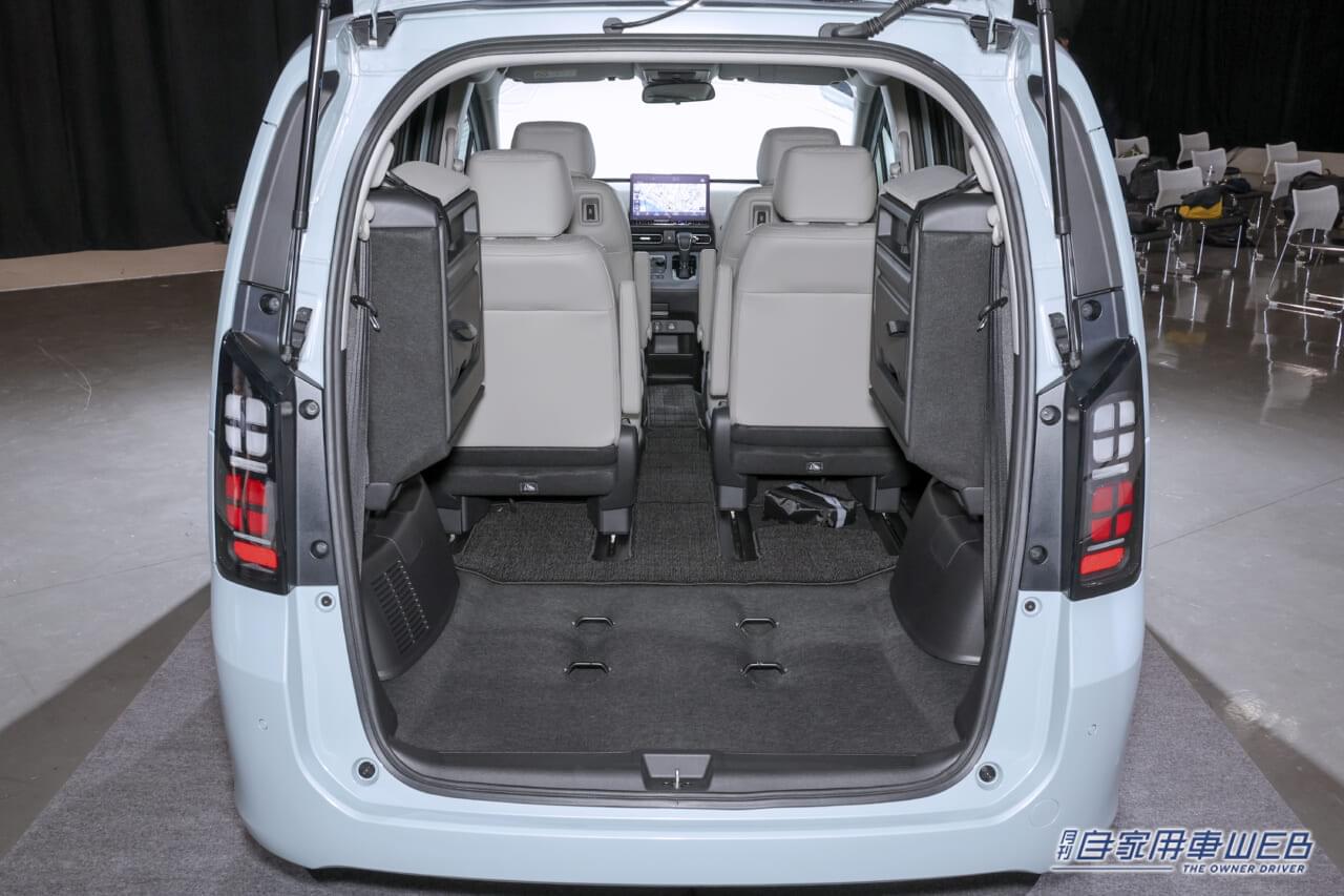 |話題沸騰!新型ホンダ・フリード先取りチェック! 新旧モデルの違いは? どれがオススメグレードなの?