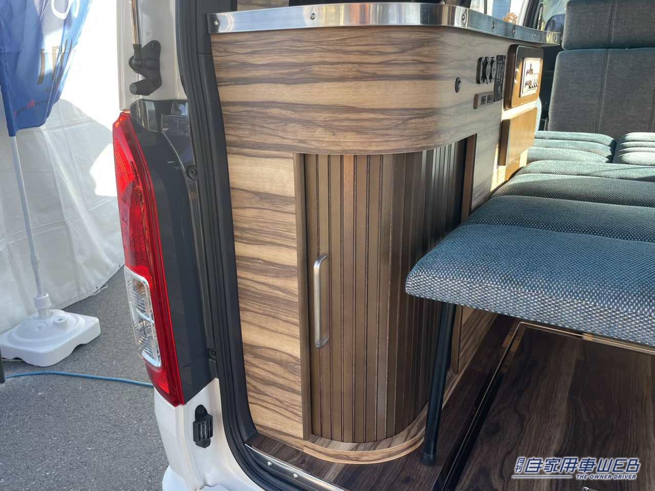 |抜群の収納力とマルチなフラットスペースが便利! トヨタ ハイエースがベースのキャンパー