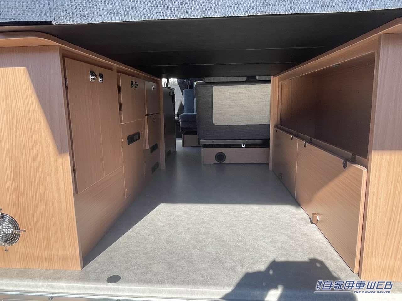 |広々車内でバッチリ収納! レイアウト変更なしでも快適なトヨタ ハイエースがベースのキャンパー