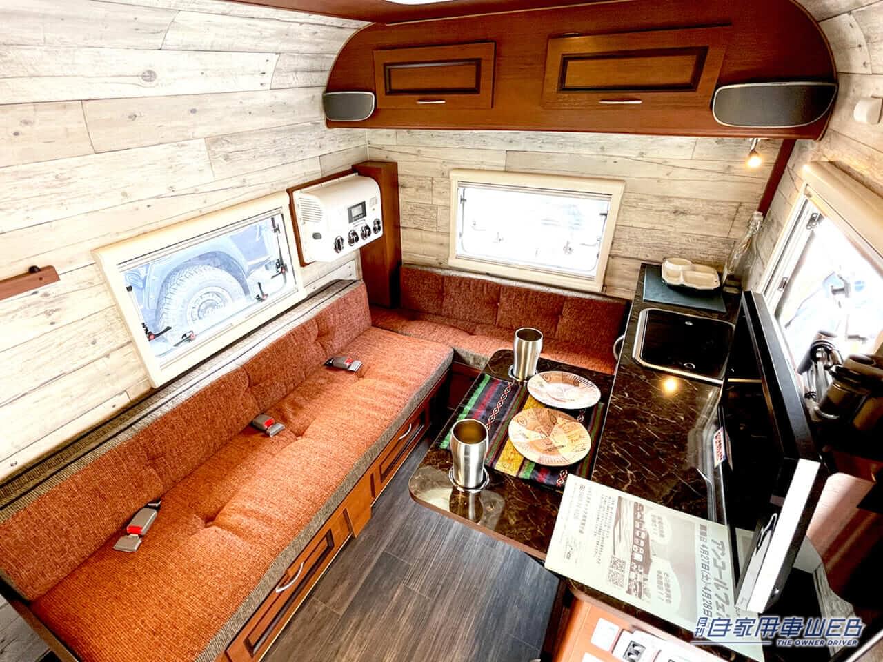 |軽トラベースのキャンピングカー“レジストロ”は唯一無二のデザインで中身も見た目も可愛い!