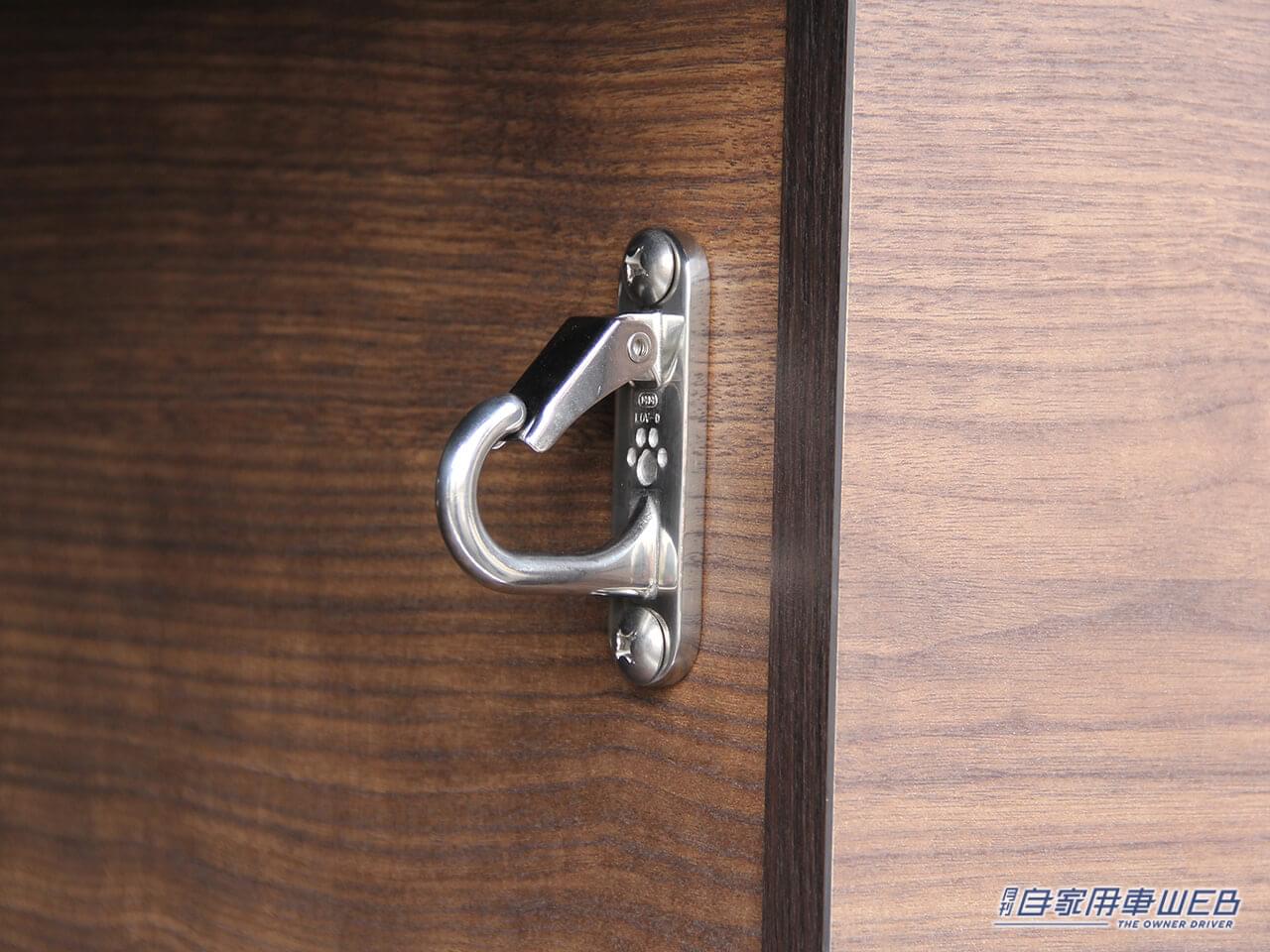 リードフック|【愛犬と一緒に旅したい】RSドギー:タウンエースベースのキャンピングカーは街乗りもしやすい