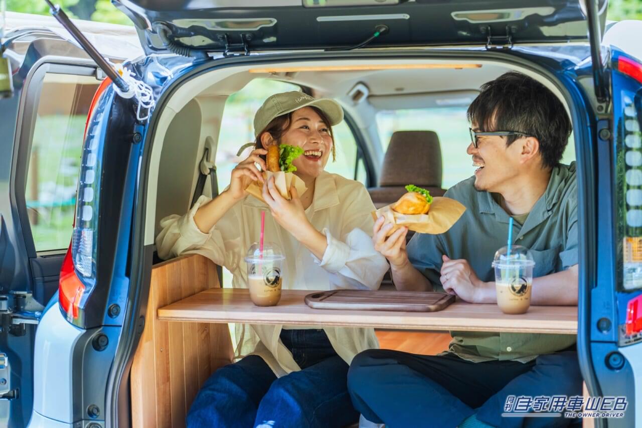 |天然木が美しい! トヨタ・シエンタ専用の車中泊キット「VANLIFE ROOMKIT」
